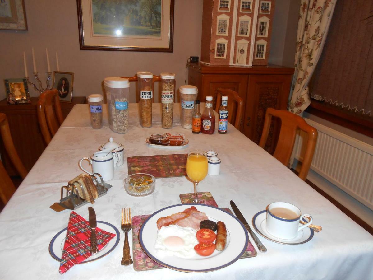 Rose Villa Bed And Breakfast Forfar Eksteriør billede